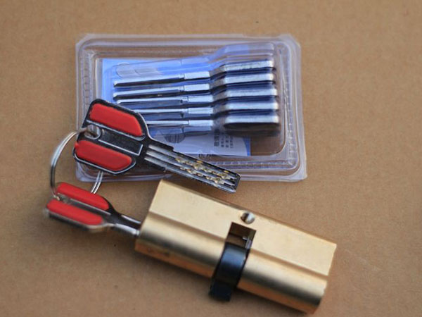 永嘉24小时上门开锁公司